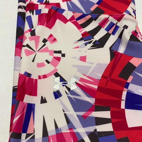 Under Armour || big girls or Woman’s athletic capris Leggings size Md - Picture 3 of 7